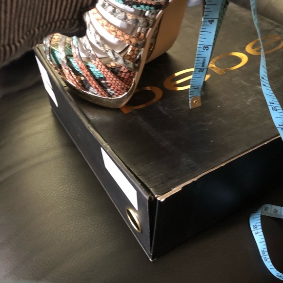 Bebe platform sexy heels - Picture 6 of 7